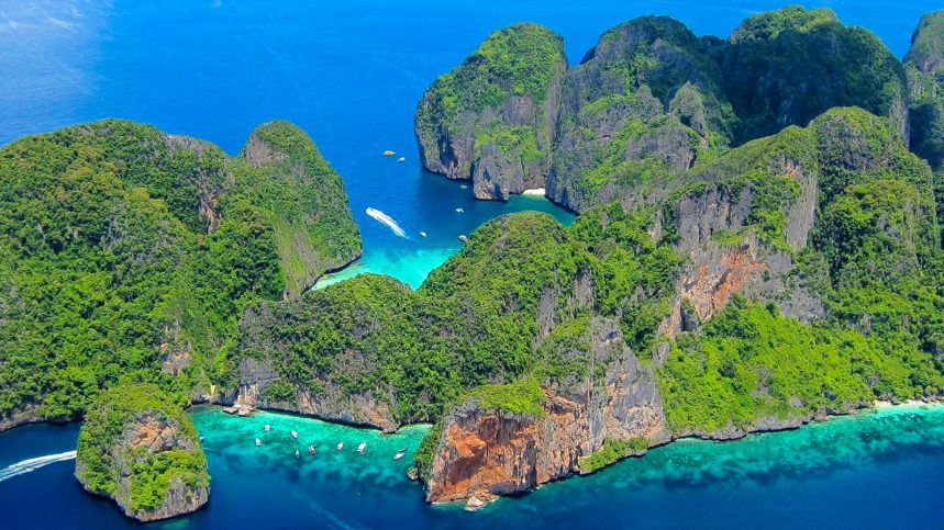 Plongée Phuket Thaïlande - vue aérienne des îles Phi Phi
